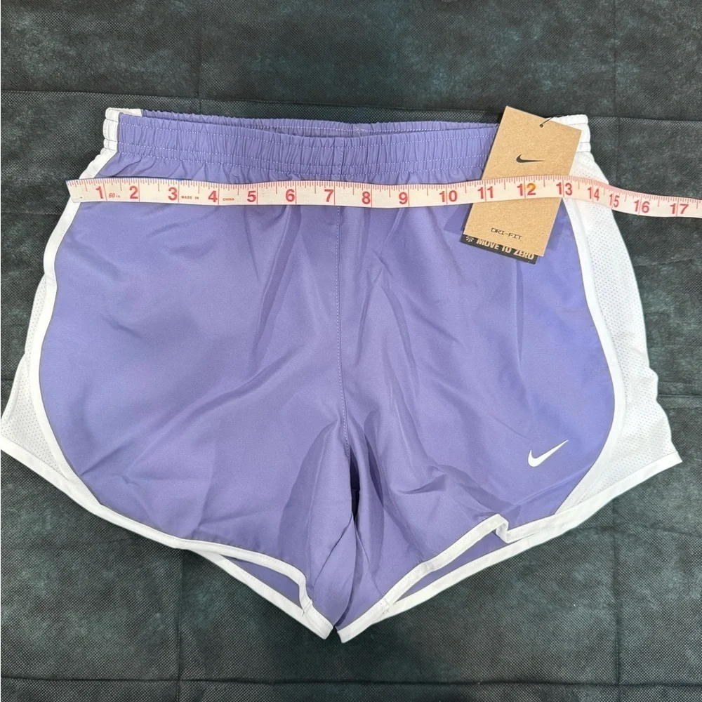 🔥NWT Nike Women's Purple Running Shorts🔥